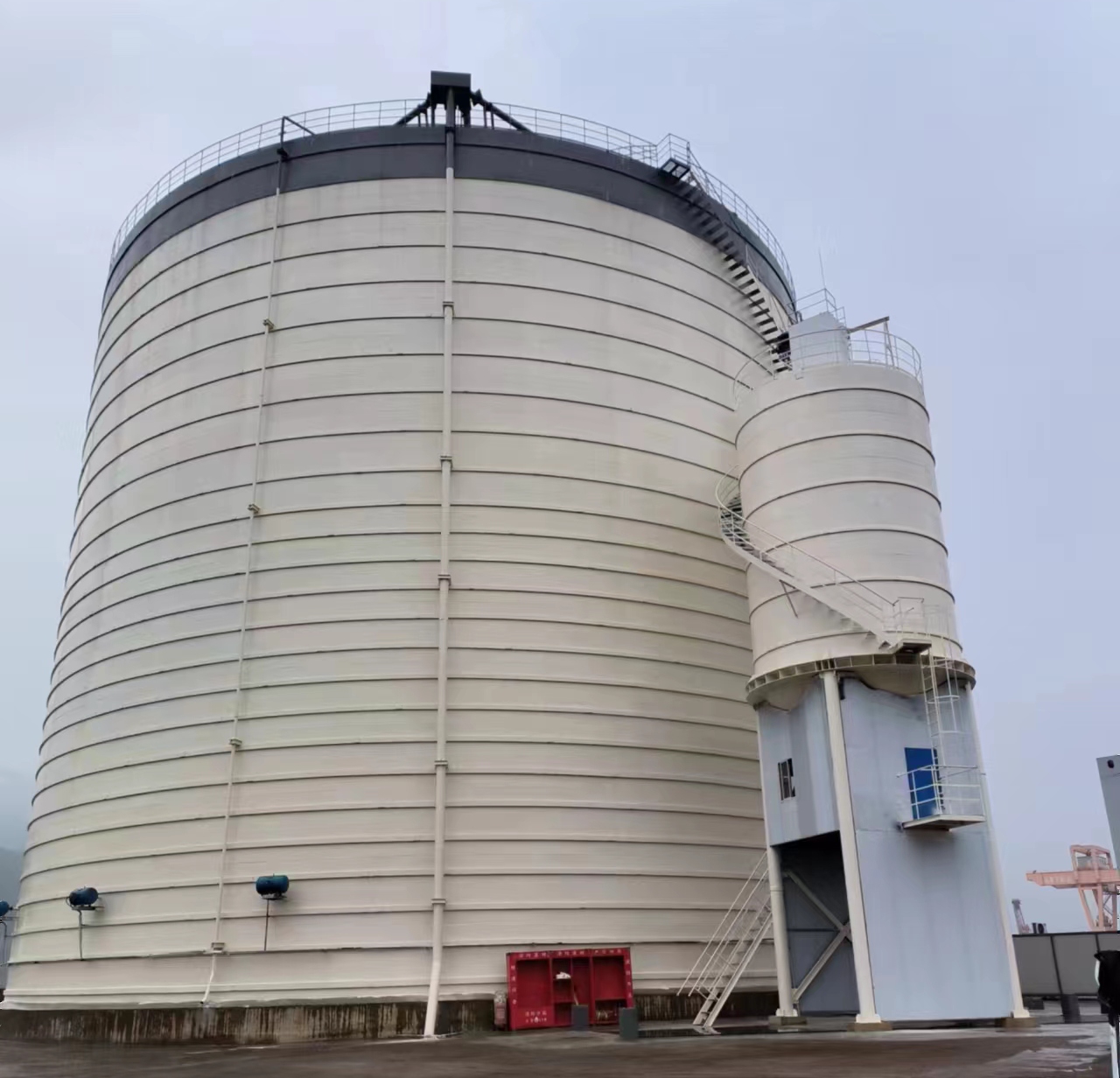 复兴10万吨水泥钢板库